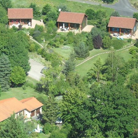 Les Chalets De La Vigne Grande Saint-Floret المظهر الخارجي الصورة