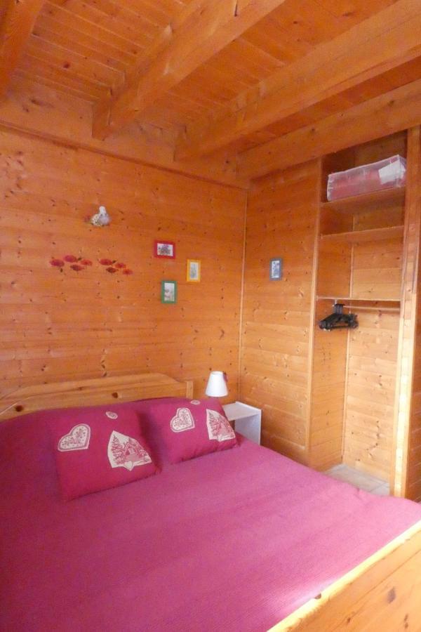 Les Chalets De La Vigne Grande Saint-Floret المظهر الخارجي الصورة