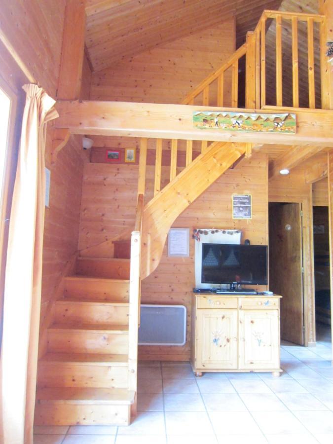 Les Chalets De La Vigne Grande Saint-Floret المظهر الخارجي الصورة