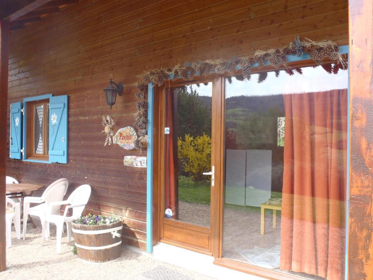 Les Chalets De La Vigne Grande Saint-Floret المظهر الخارجي الصورة