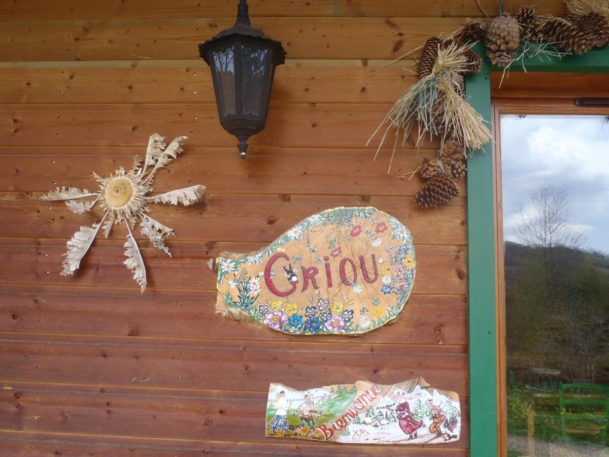 Les Chalets De La Vigne Grande Saint-Floret المظهر الخارجي الصورة